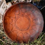 Глиняна тарілка ручної роботи Сонце 21 см.